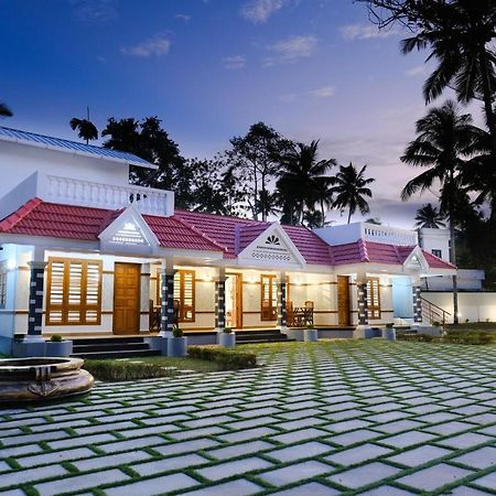 Serene Stay Alappuzha ภายนอก รูปภาพ